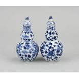 2x Chinese knob vases, H 13 cm.