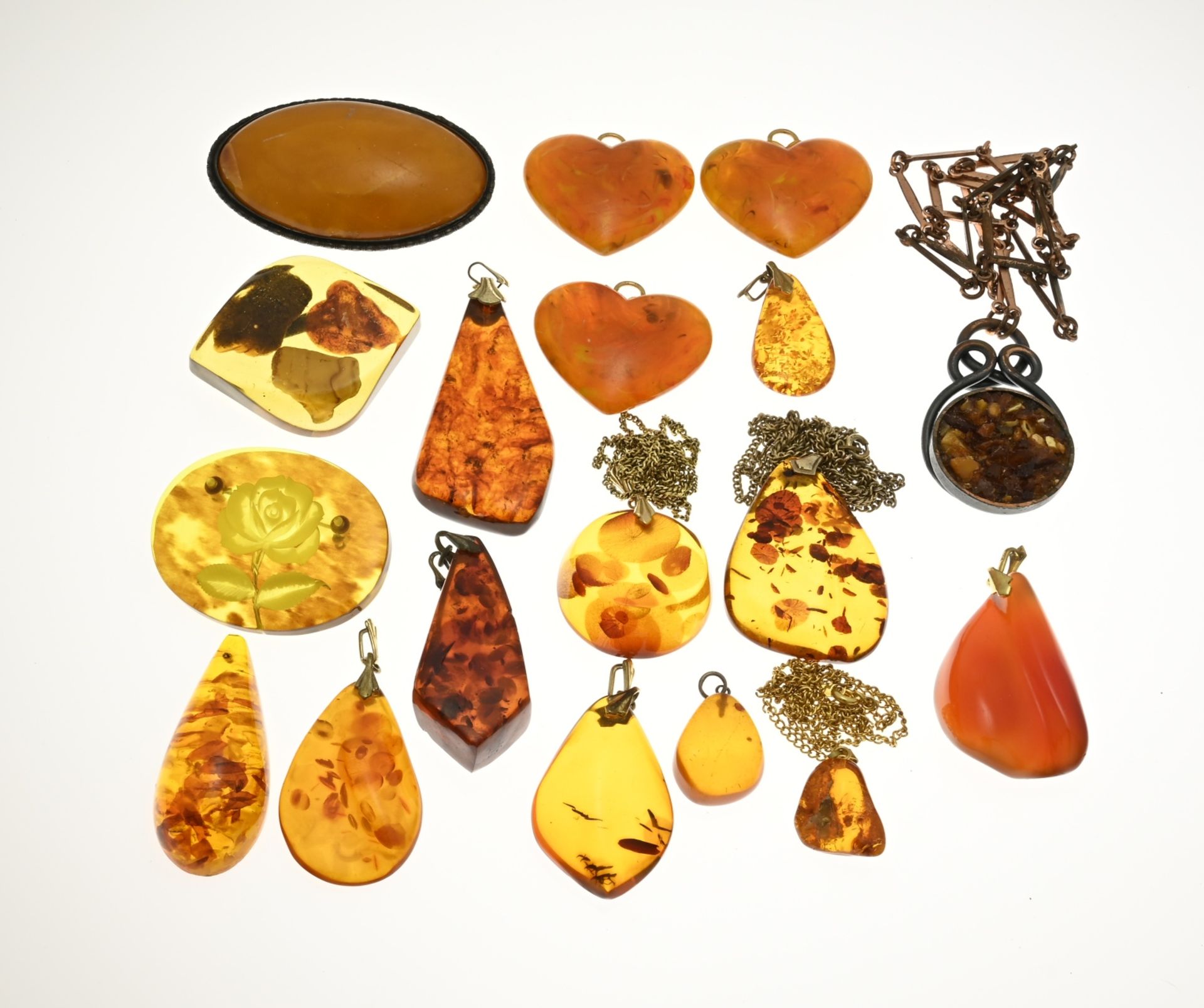 Lot of amber/copal