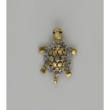 Gold pendant, turtle