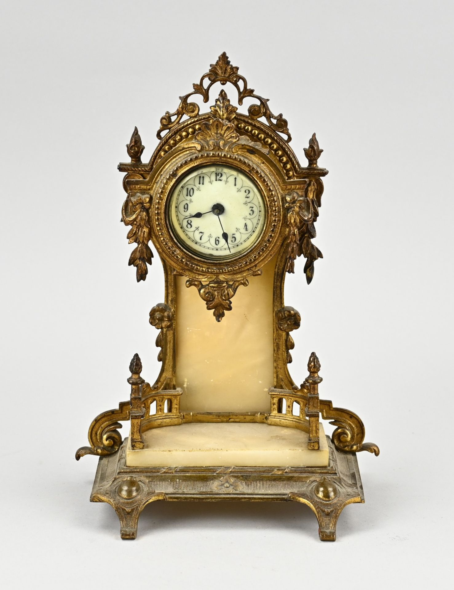 Desk clock, 1900