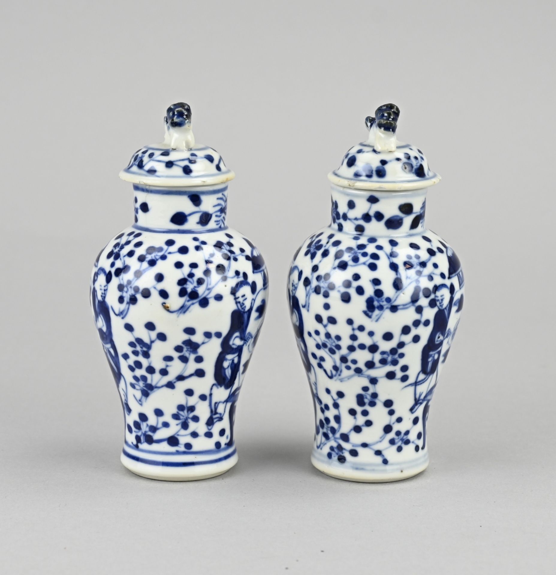 Two Chinese lidded pots, H 13 cm. - Bild 2 aus 3