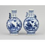 2x Chinese moon vase, H 17.2 cm.