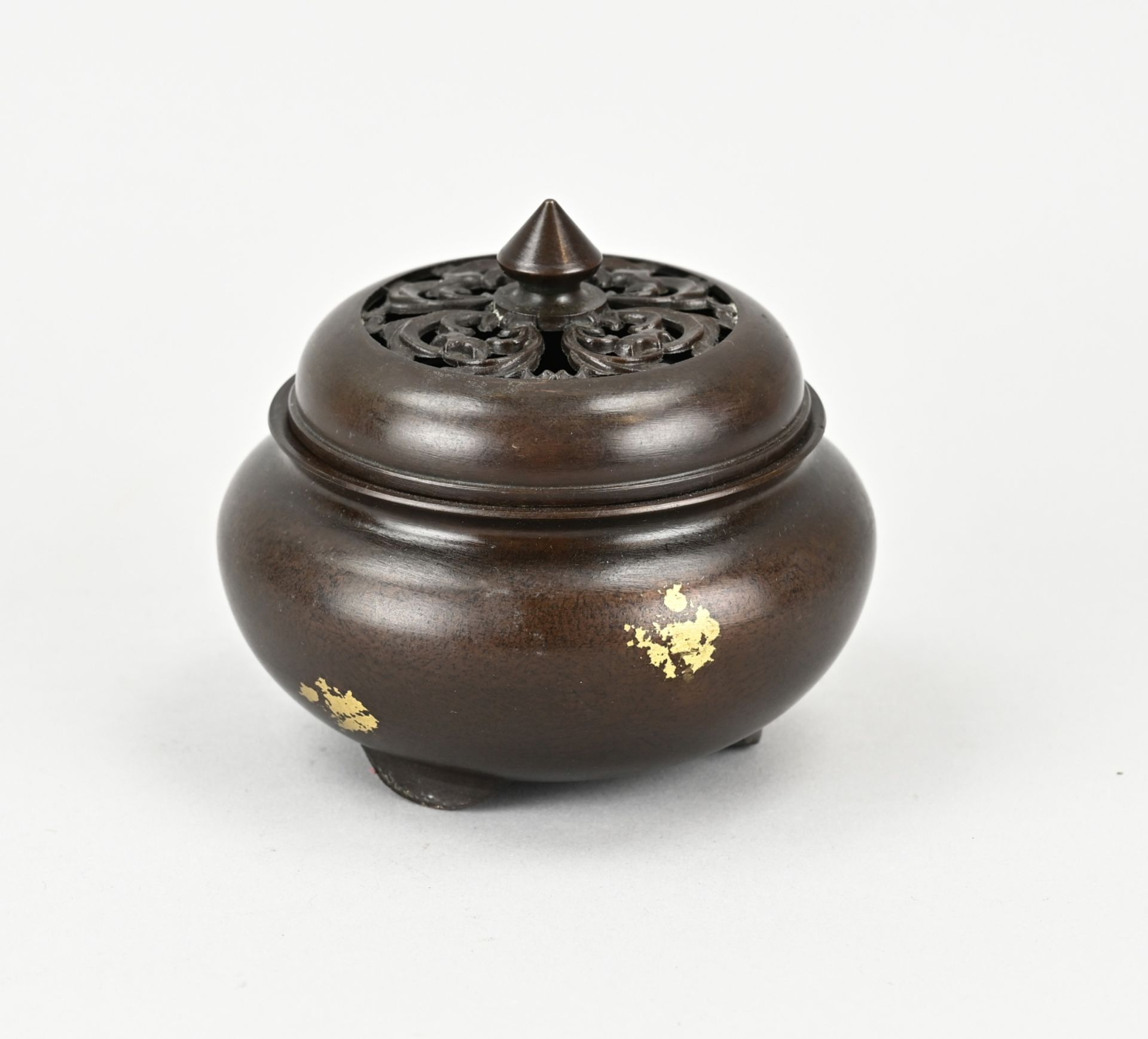 Bronze incense pot