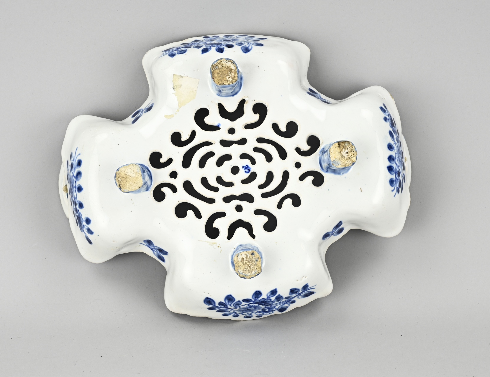 Delft fayence colander - Image 3 of 3