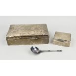 3 parts silver, 2 boxes and spoon