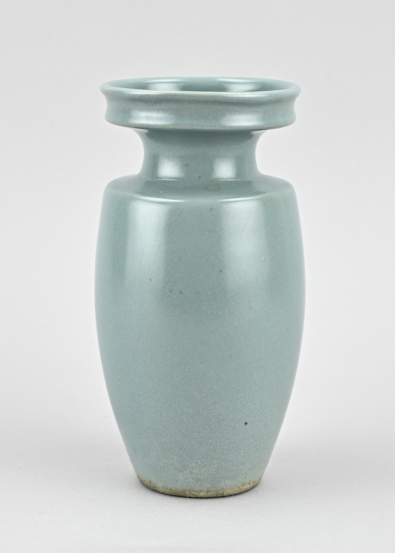 Chinese celadon vase, H 20 cm.