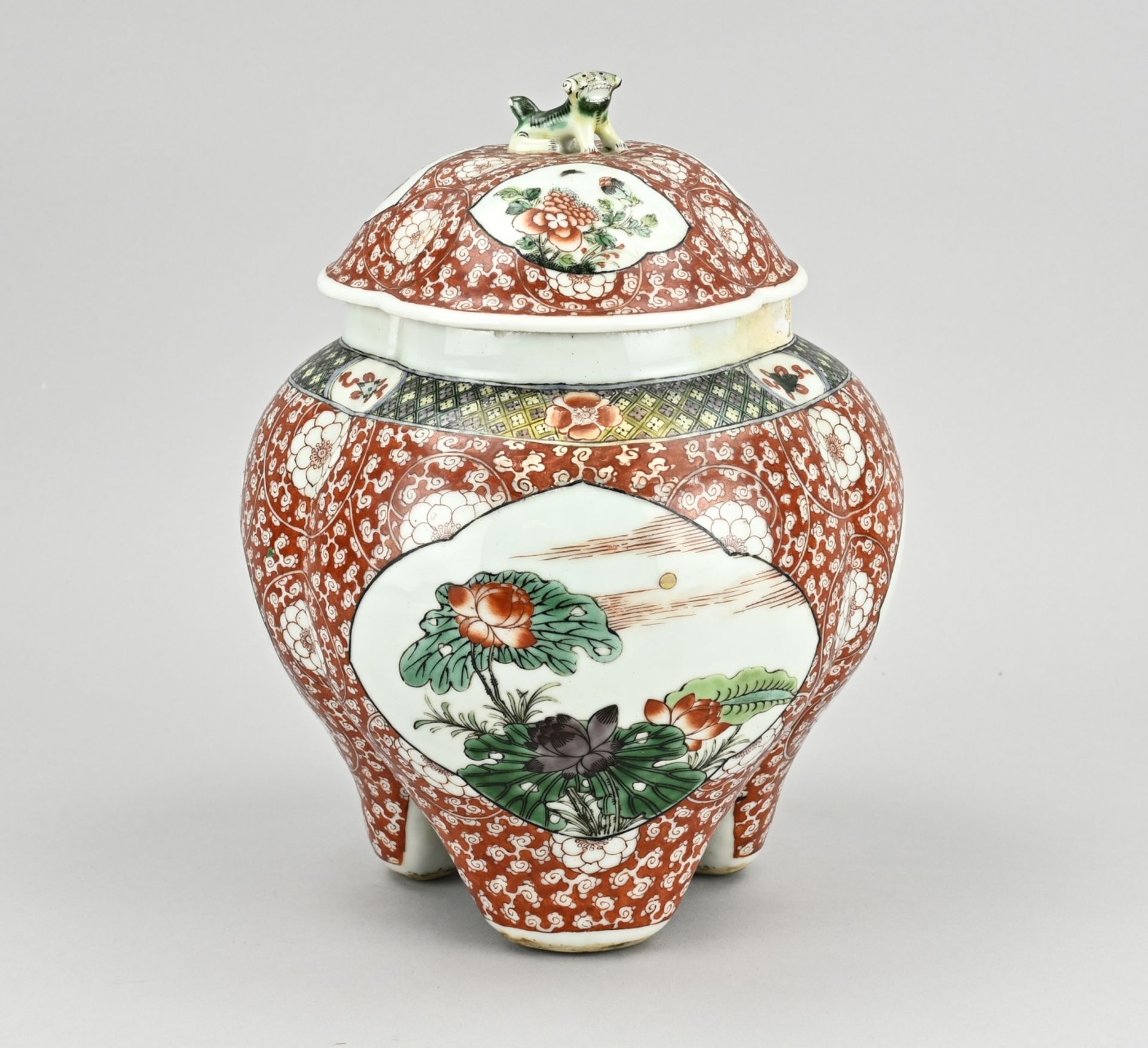 Chinese lidded pot, H 25 cm.