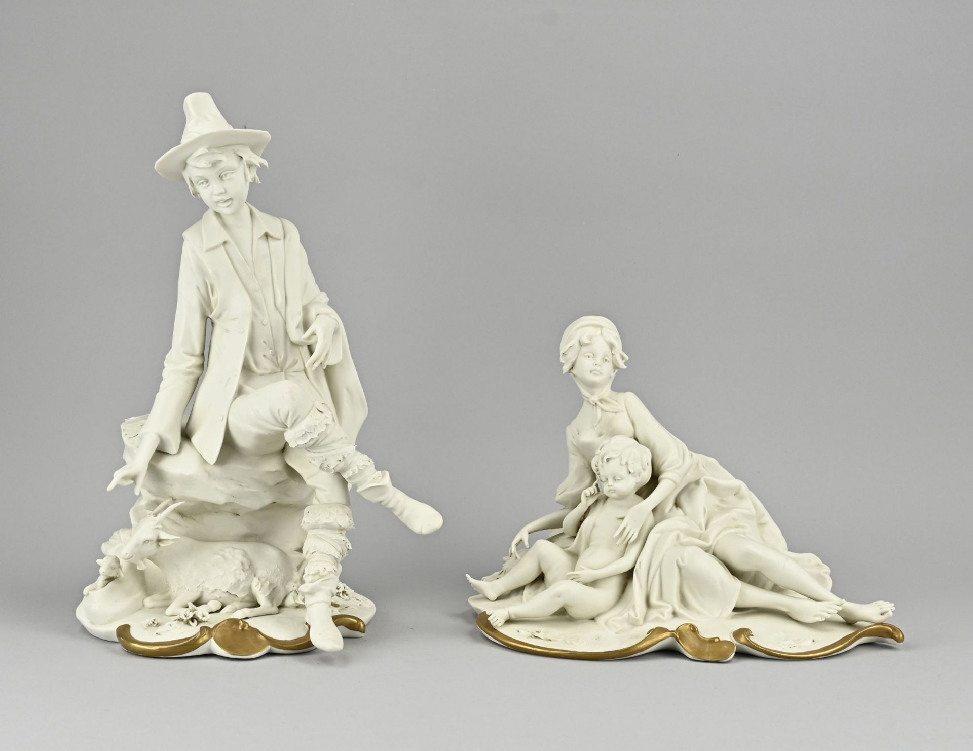 2 Porcelain figures Naples