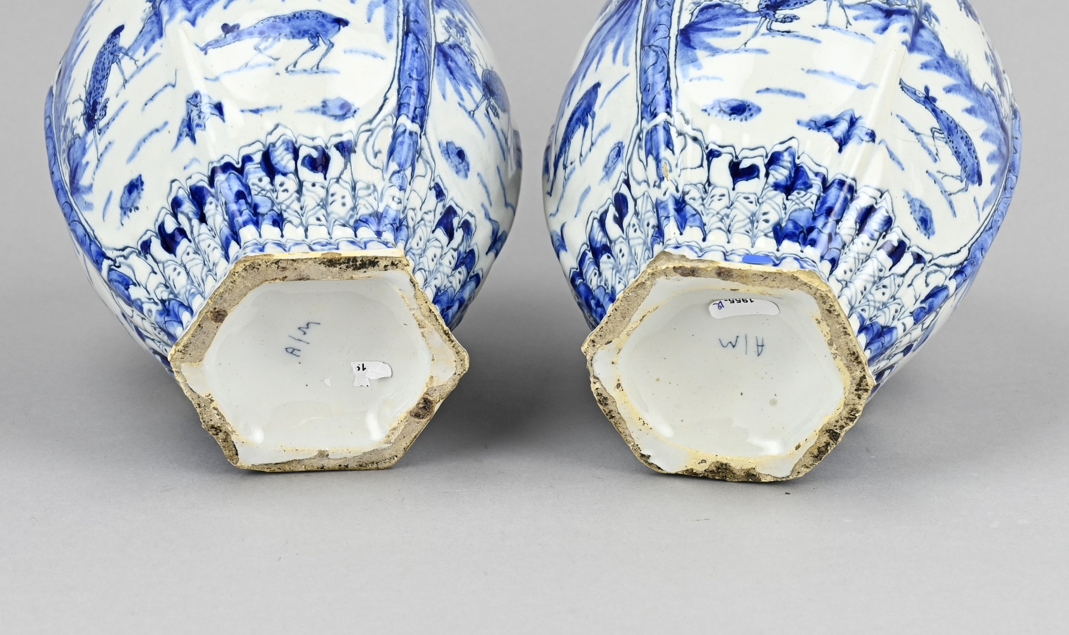 2x Delft lidded vase, H 29 cm. - Image 2 of 2