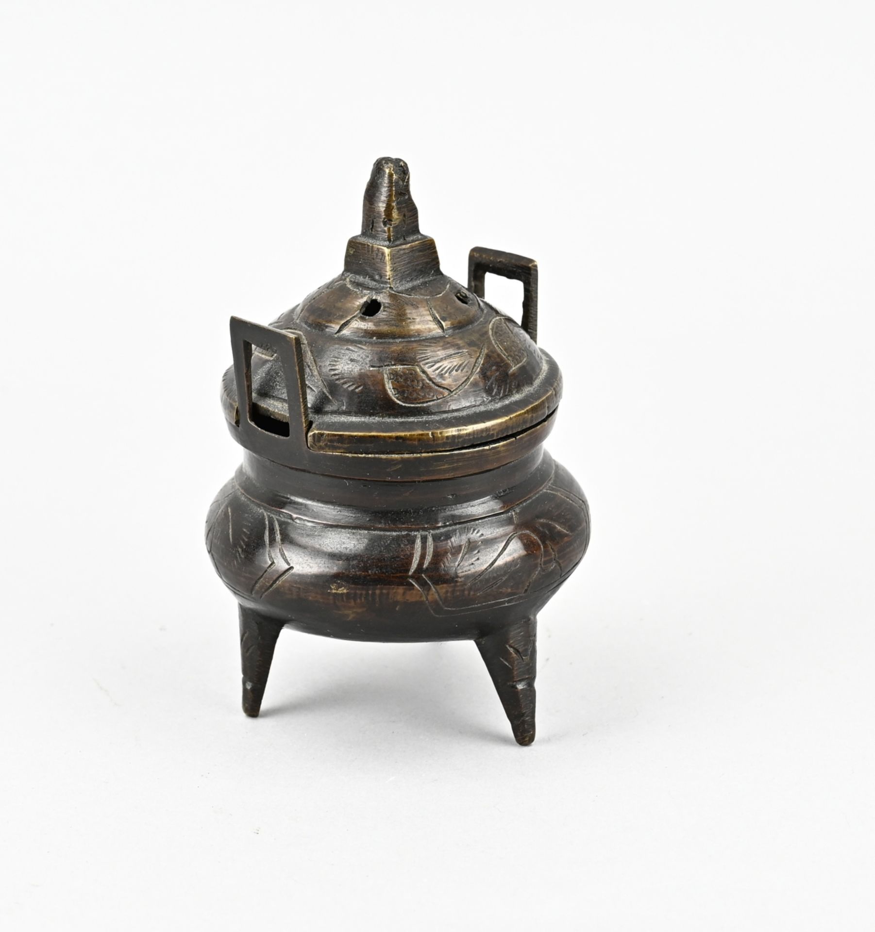 Chinese incense burner