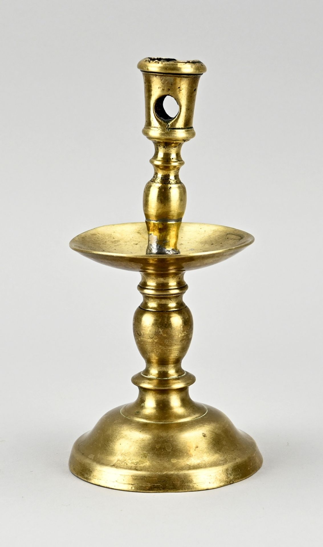Bronze collar candlestick, H 20.2 cm.