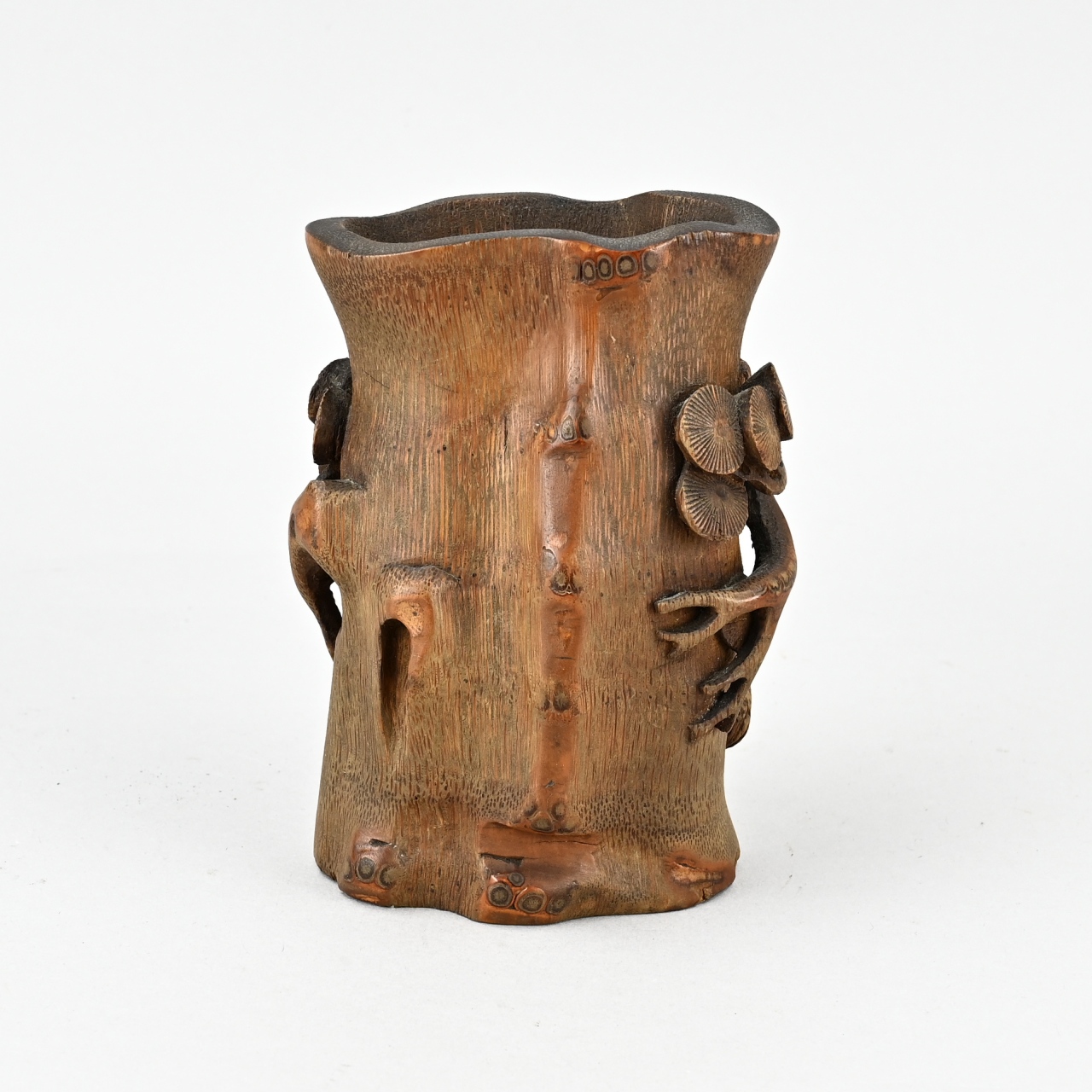 Chinese bamboo brush pot - Image 2 of 2