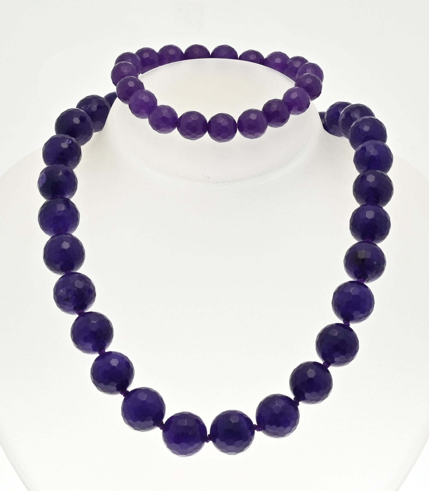 Amethyst bracelet and necklace