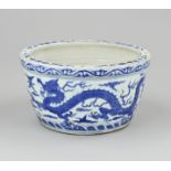 Chinese bowl with dragon Ã˜ 27.2 cm.