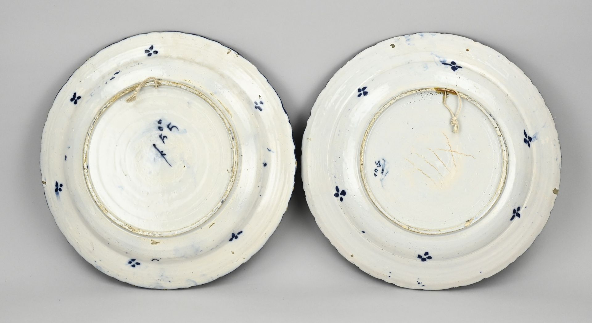 2x Delft dish Ã˜ 35 cm. - Image 2 of 2