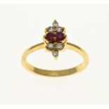 Yellow gold ring with ruby and diamond