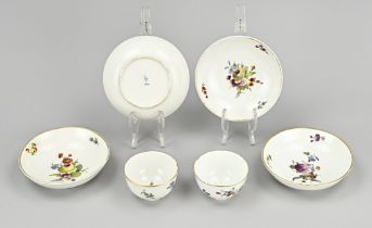 Lot of porcelain (The Hague)