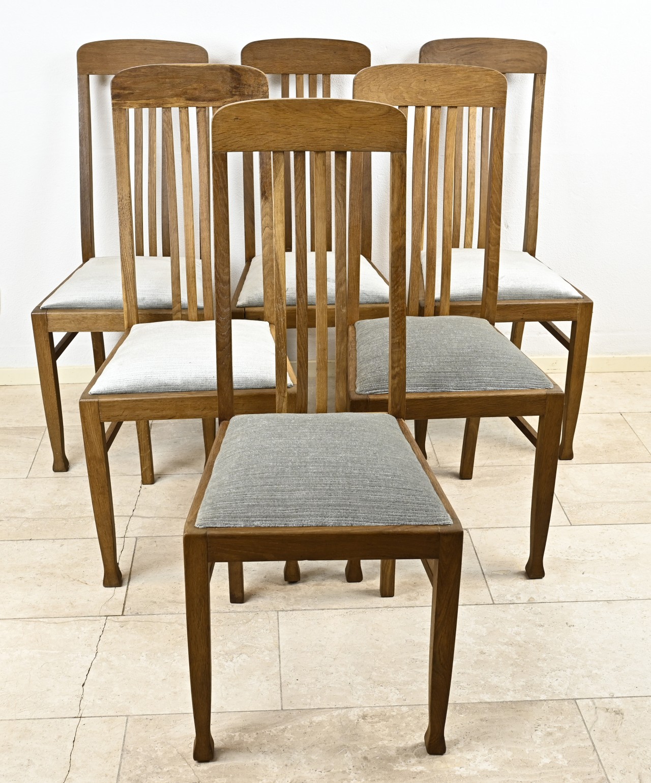 Set of six chairs (oak)
