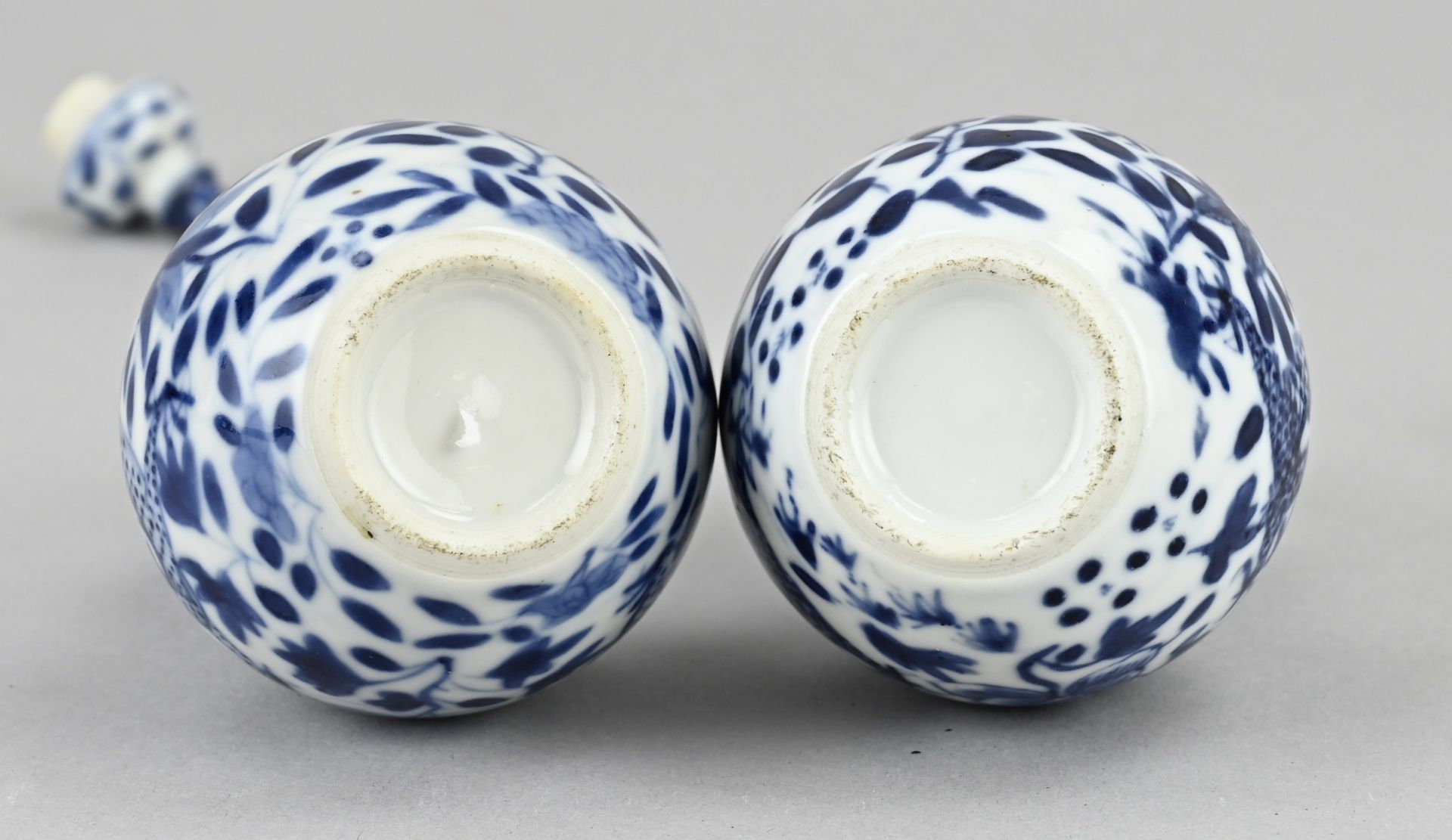 2x Chinese knob vases, H 13 cm. - Bild 3 aus 3