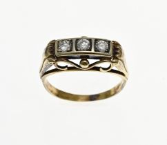 Gold ring with zirconias