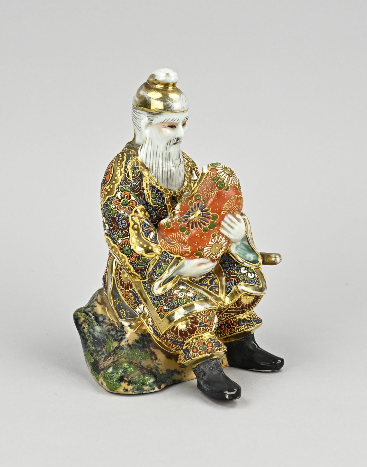 Satsuma figure