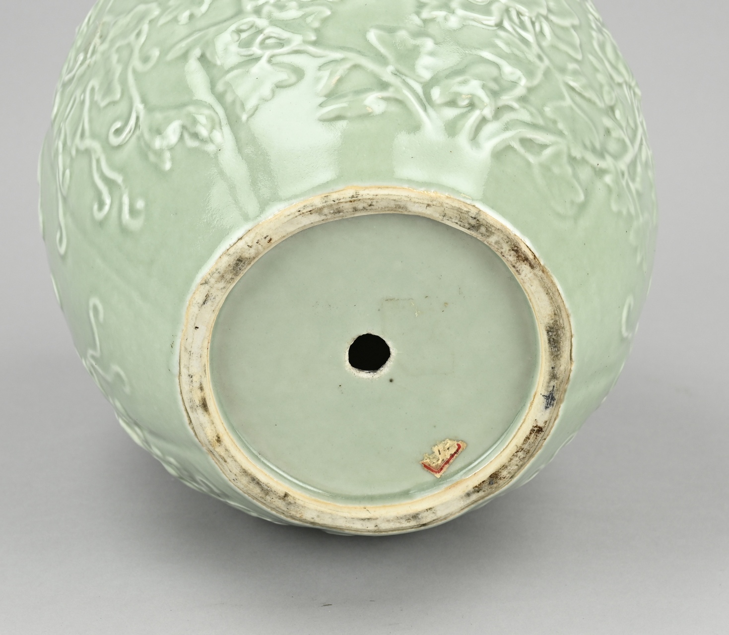 Chinese celadon vase, H 25 cm. - Image 2 of 2