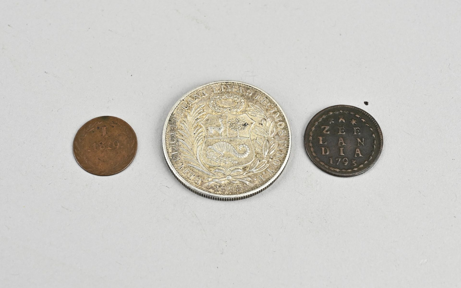 Lot with 3 coins