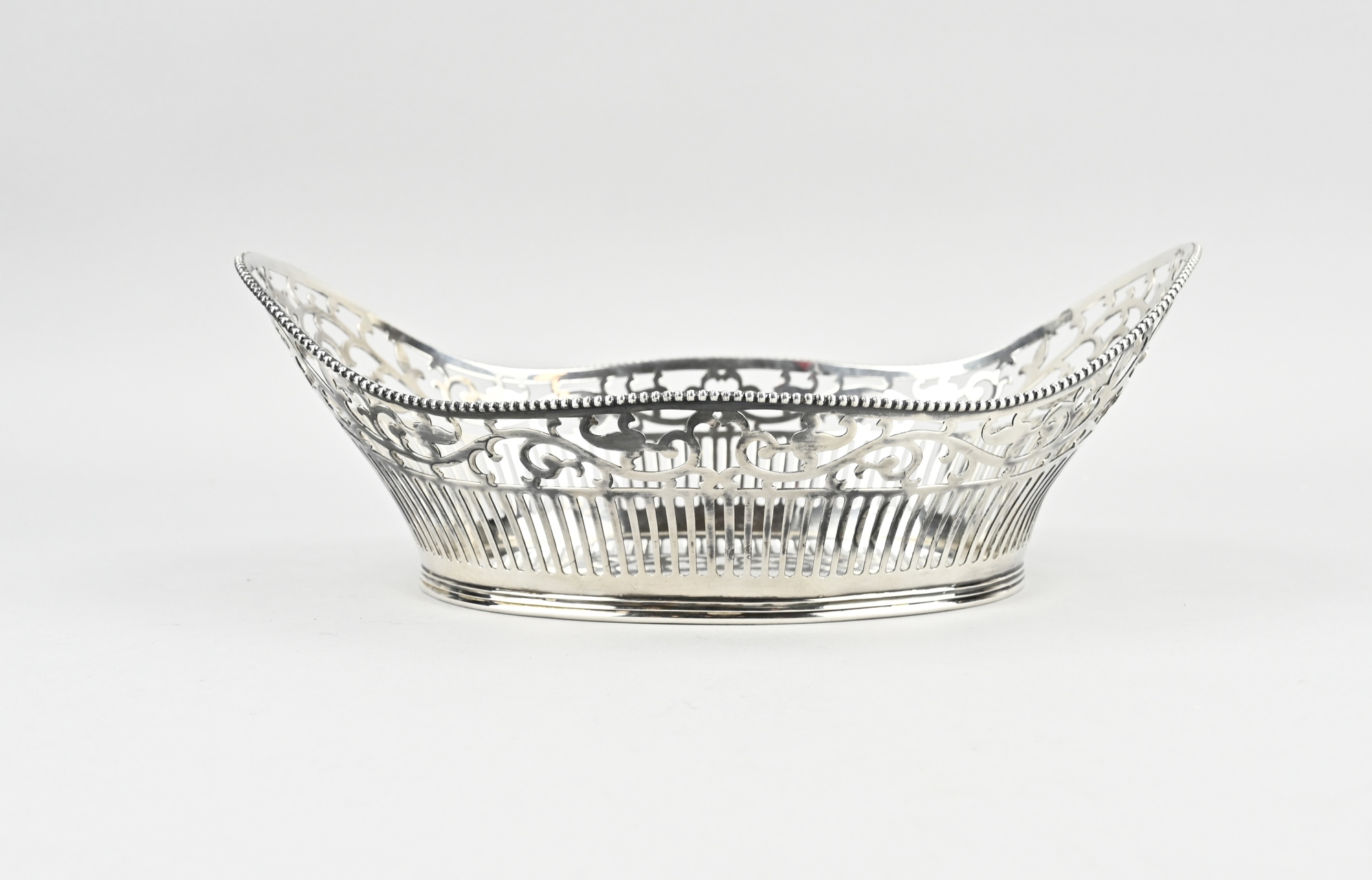 Silver bread basket