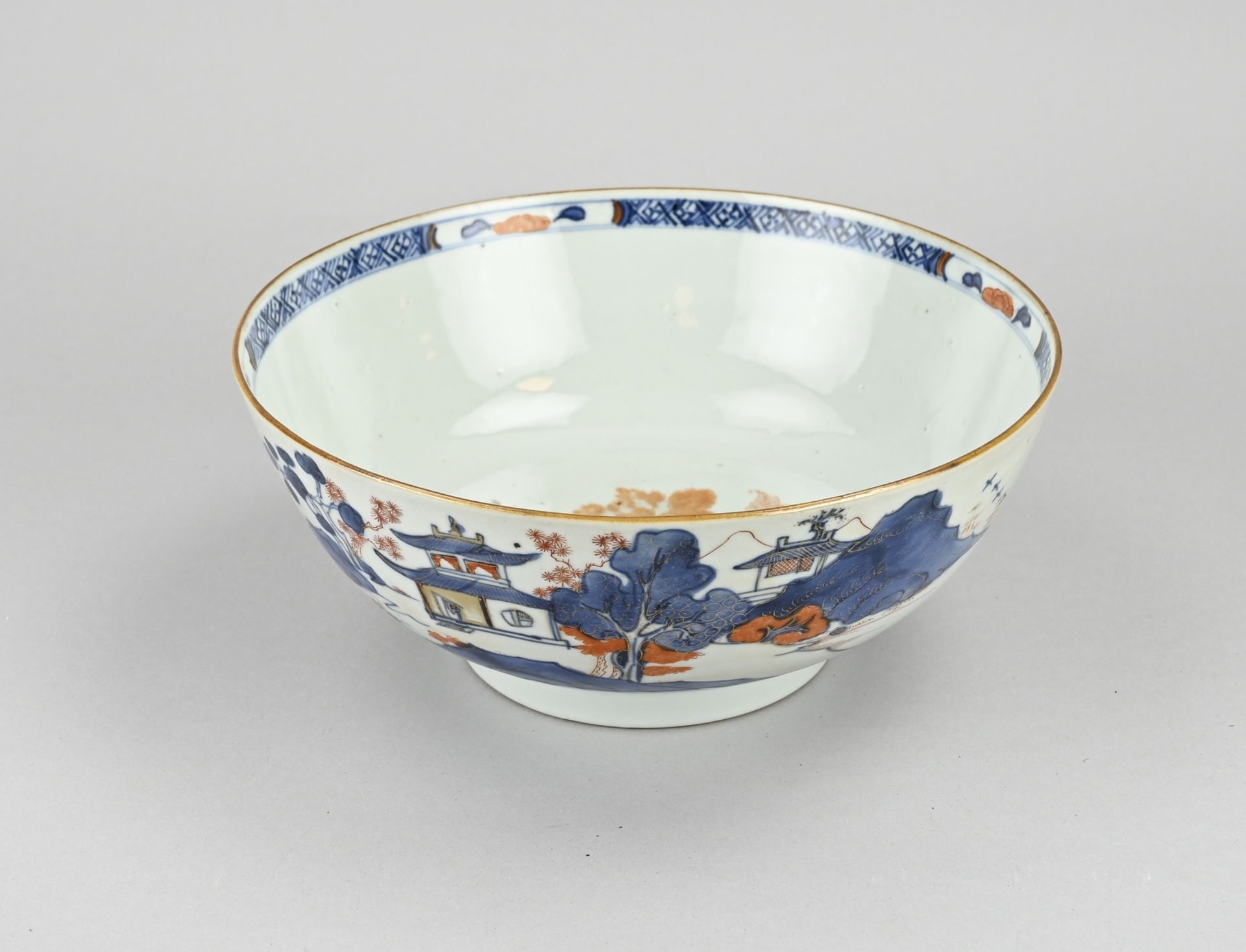 Chinese Imari bowl Ã˜ 23.6 cm.