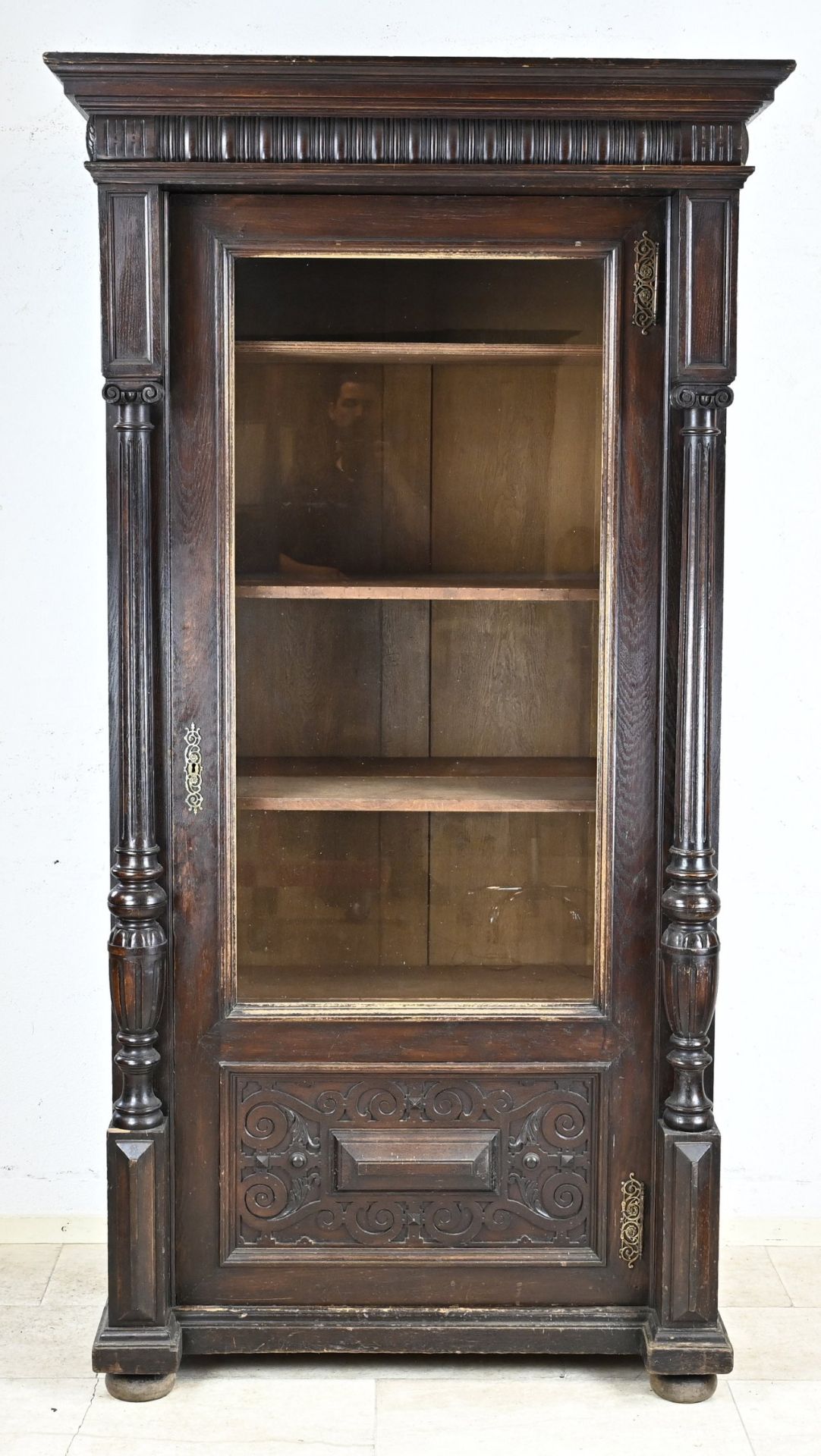 Display cabinet