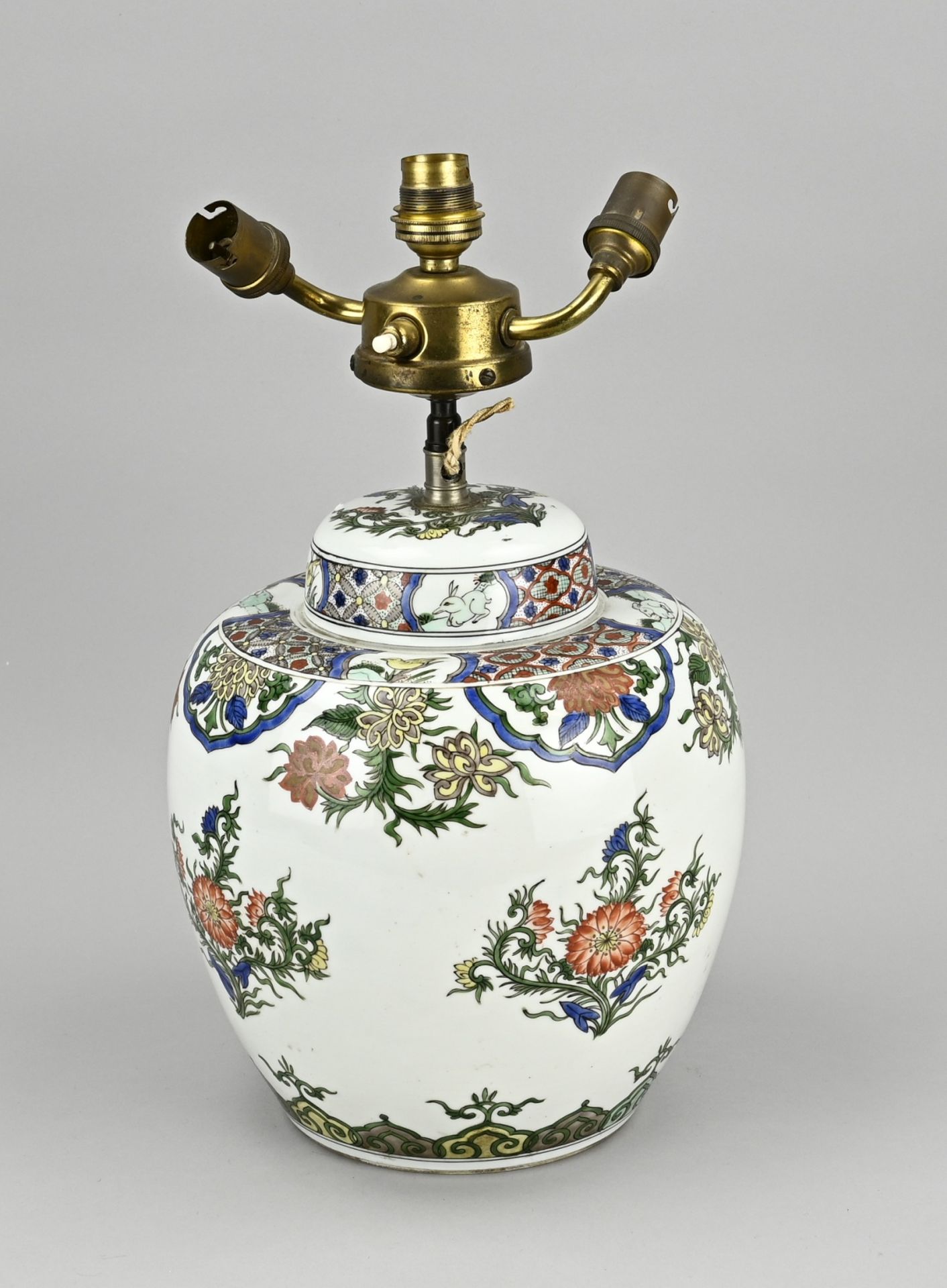 Chinese vase lamp, H 37 m.