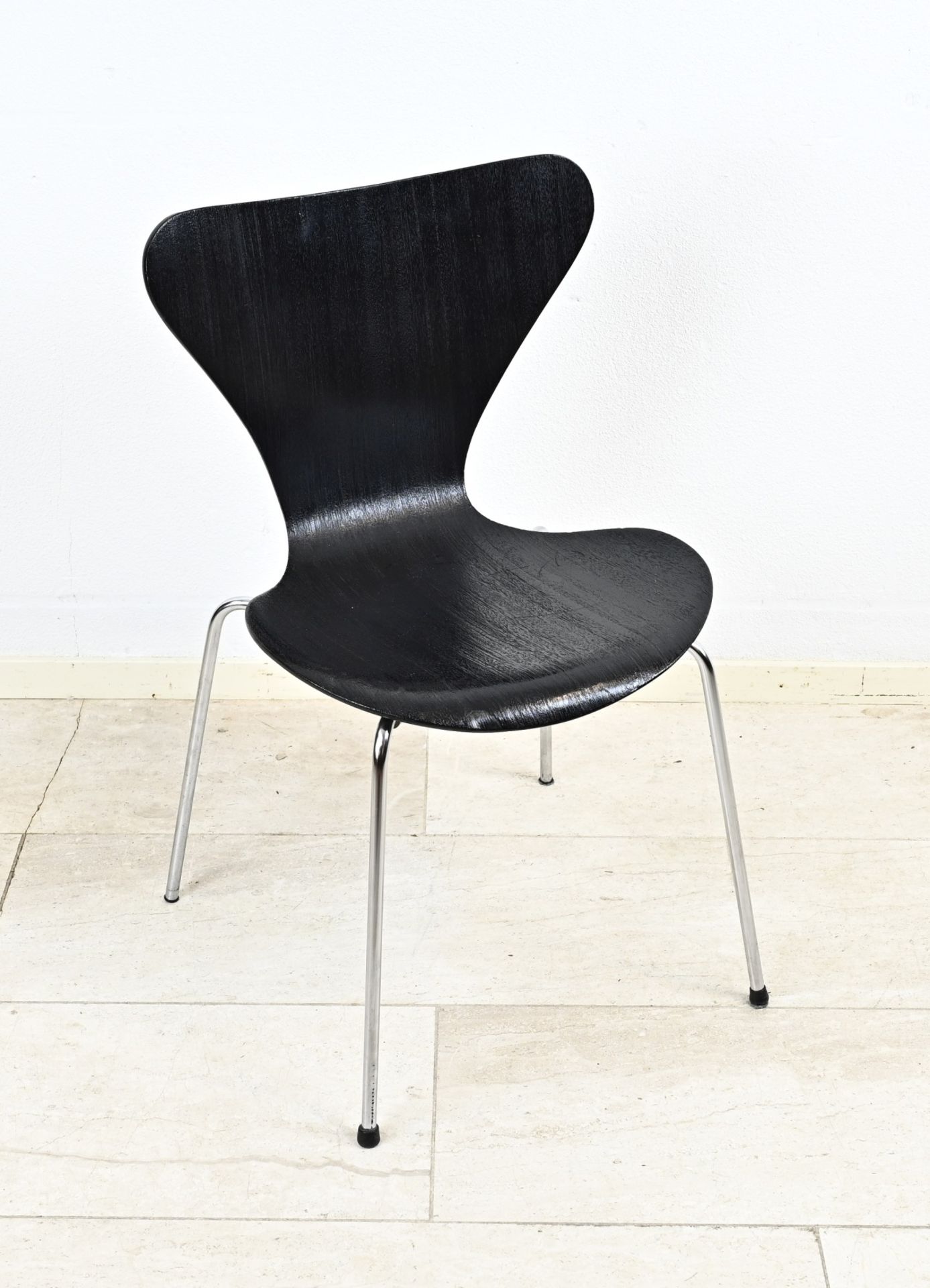 Fritz Hansen chair, Butterfly