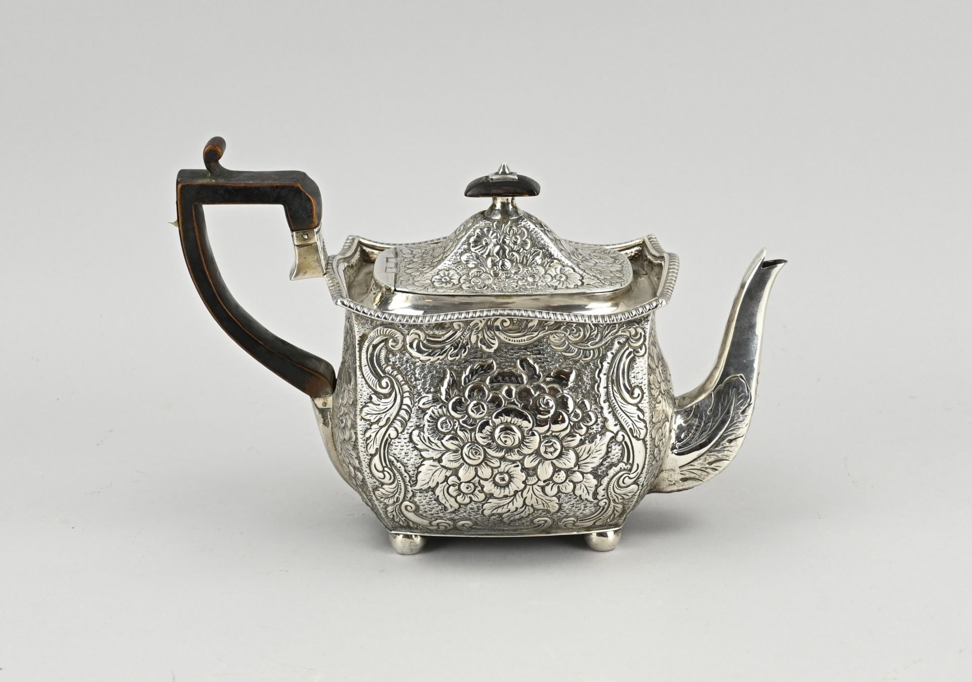 Silver jug (England)