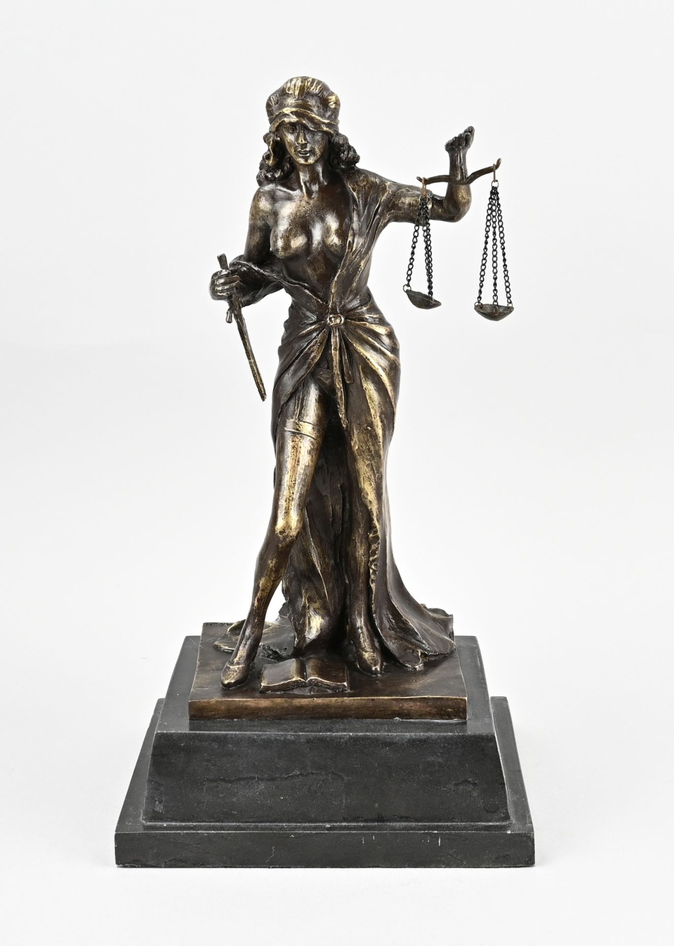Bronze statue, Erotic Lady Justice