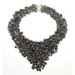 Pearl necklace, Erny van Reijmersdal