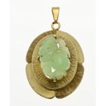 Gold pendant with jade