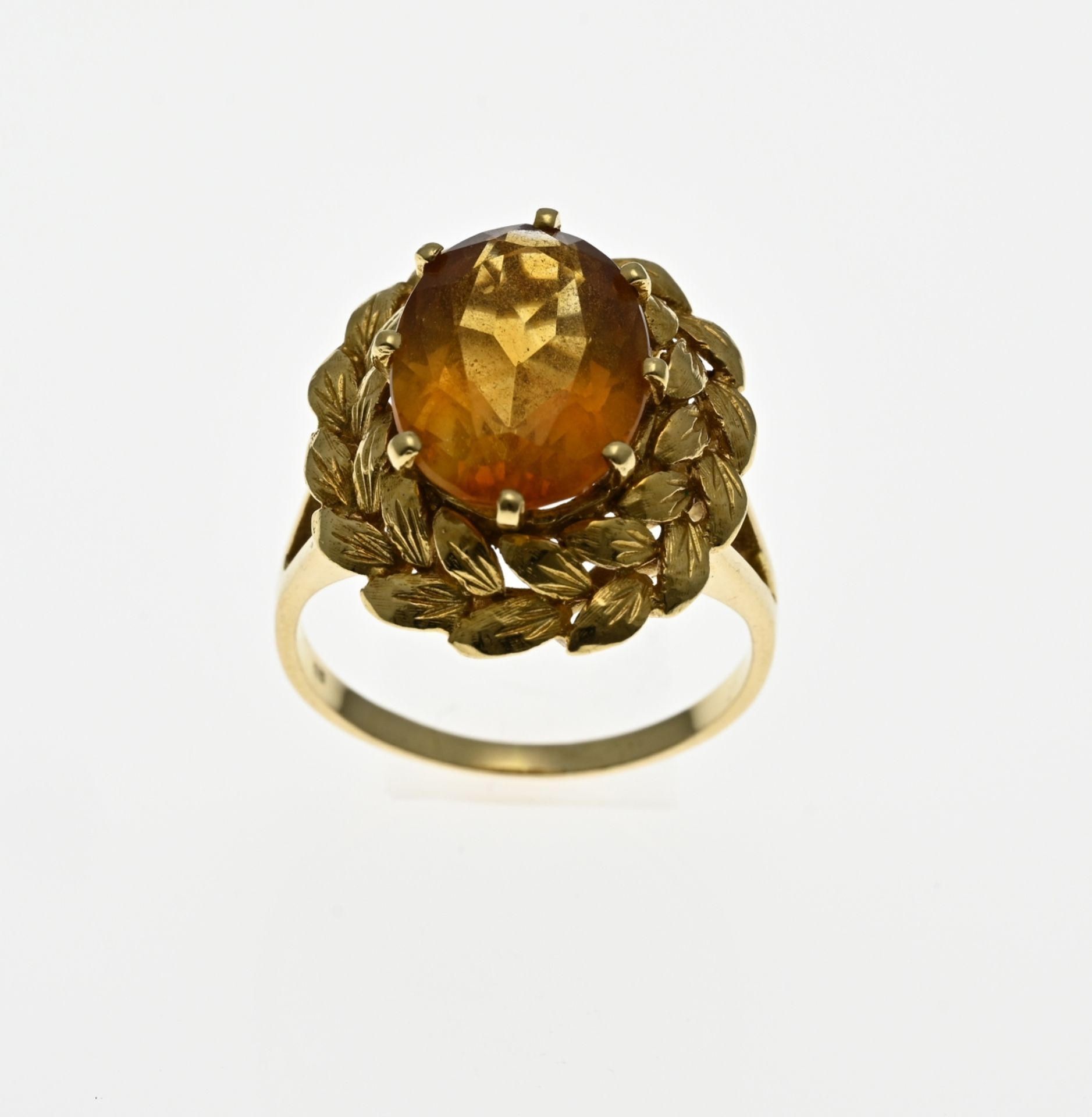 Gold ring with citrine