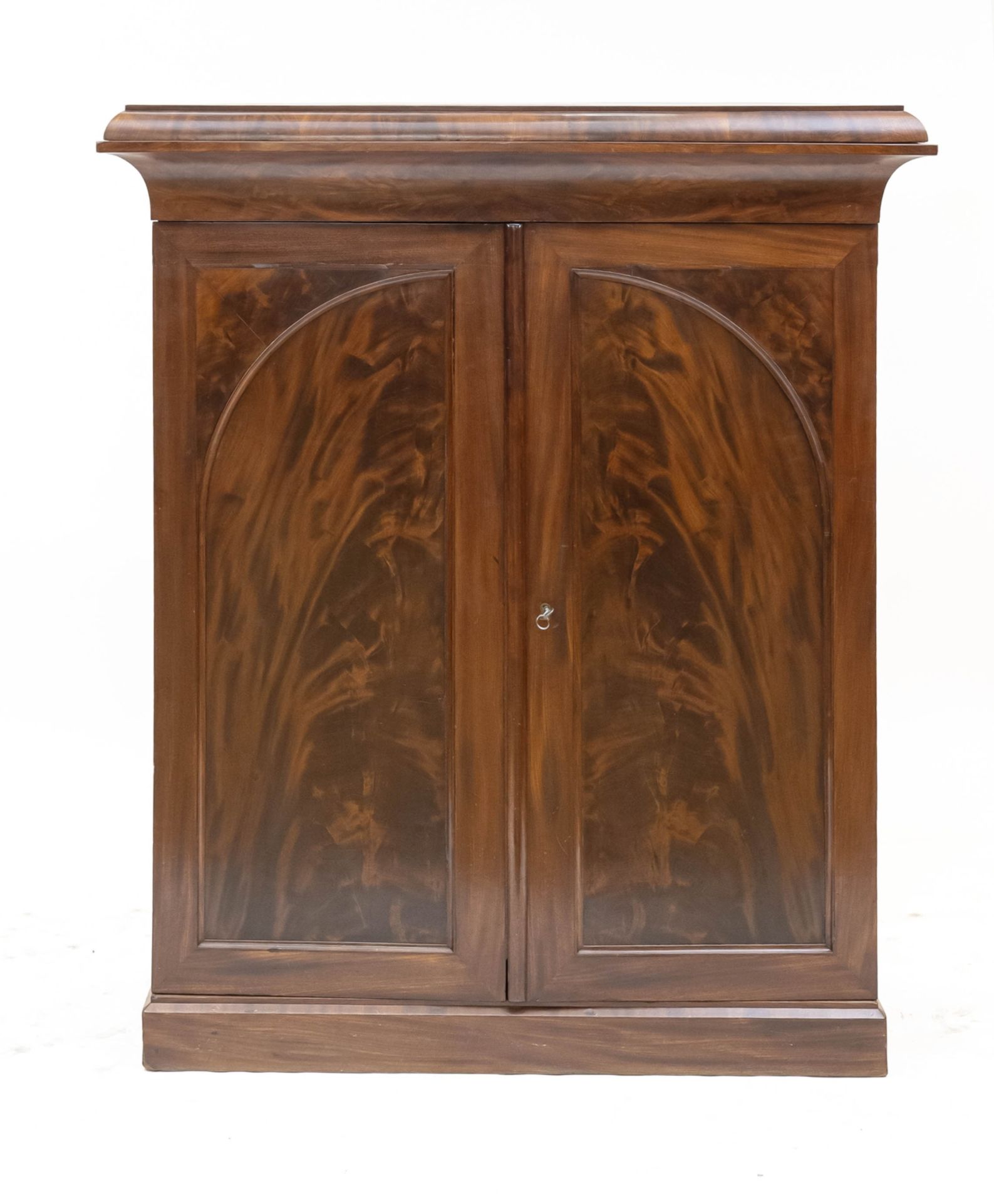 Mahogany Biedermeier cabinet