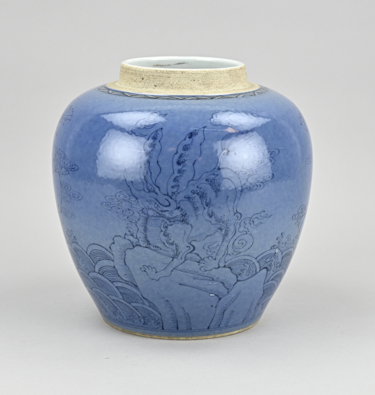 Chinese storage jar, Ã˜ 20 cm.