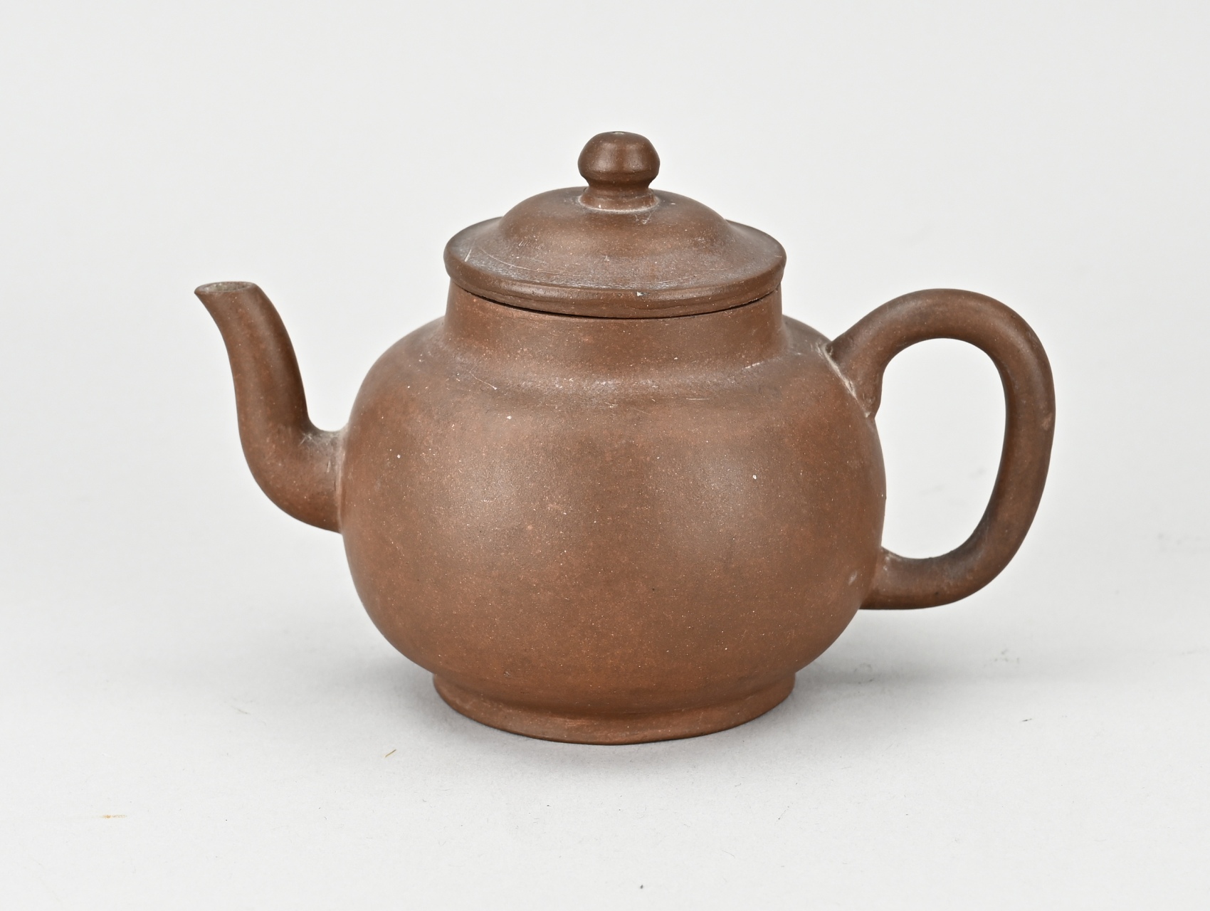 Yixing straining pot Ã˜ 9 cm.