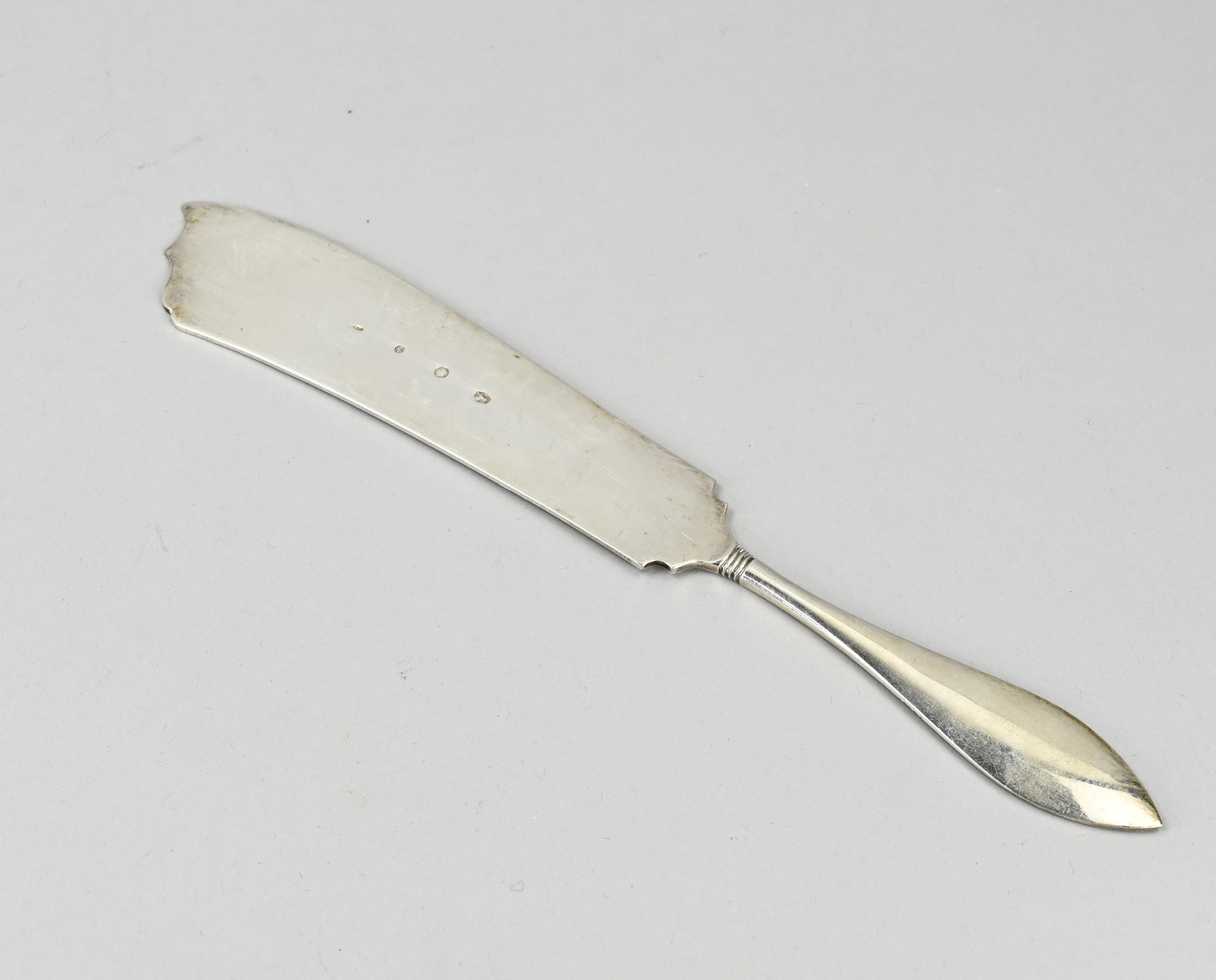 Silver (pastry) knife