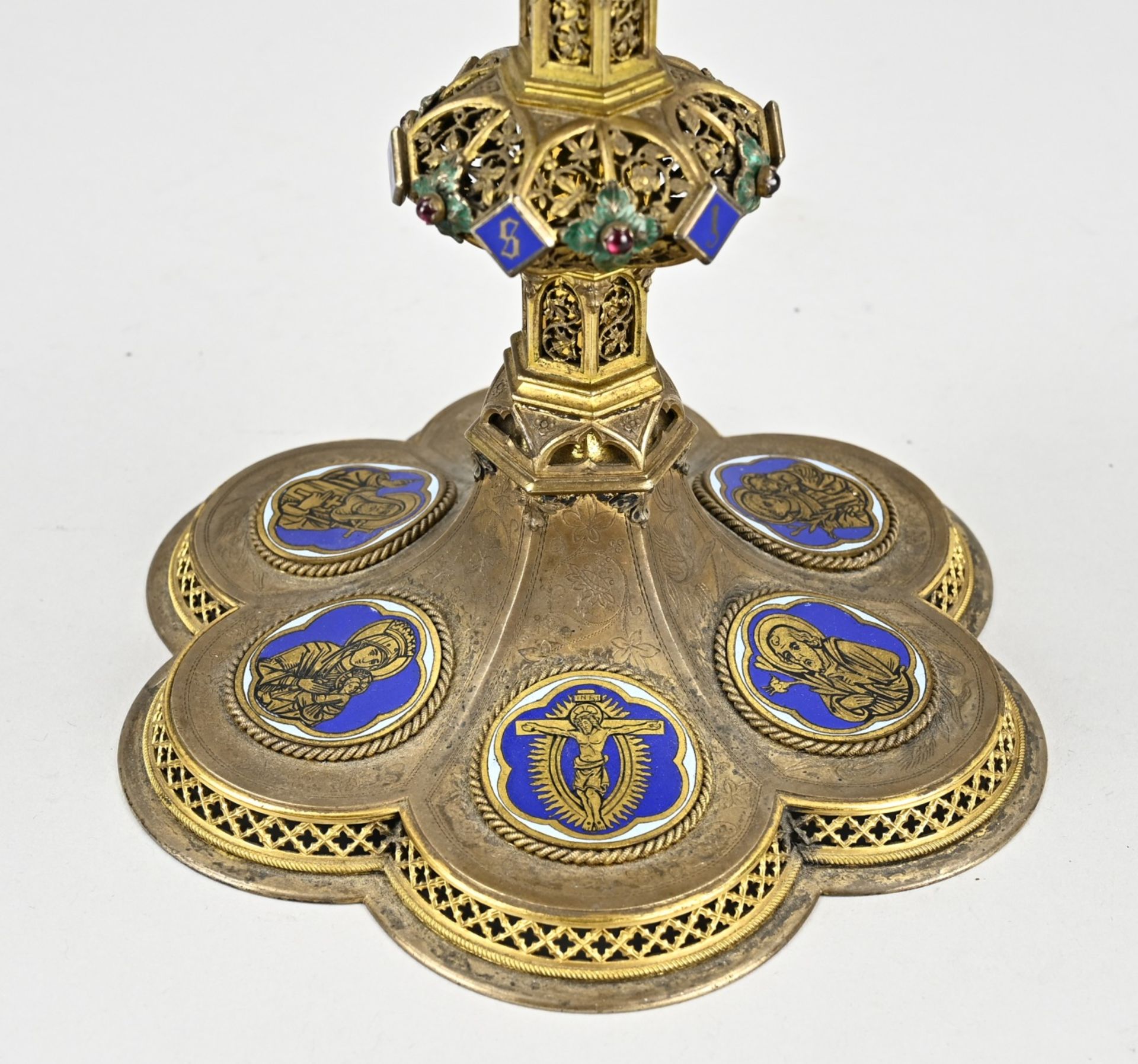 Silver plated chalice with paten and spoons - Image 3 of 7