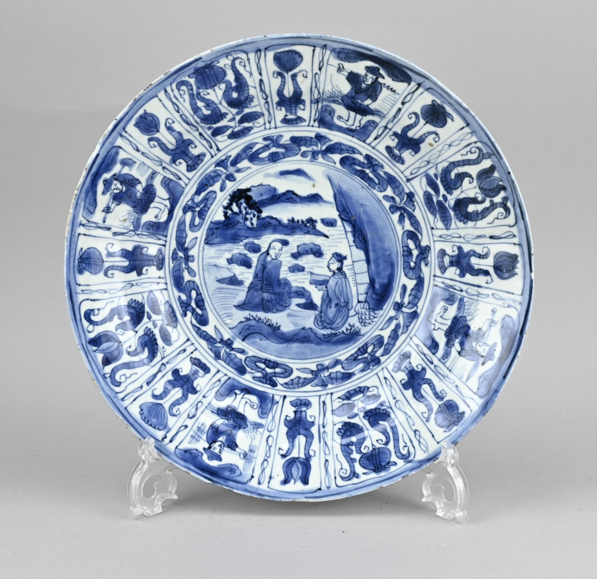 Chinese dish Ã˜ 31.4 cm.