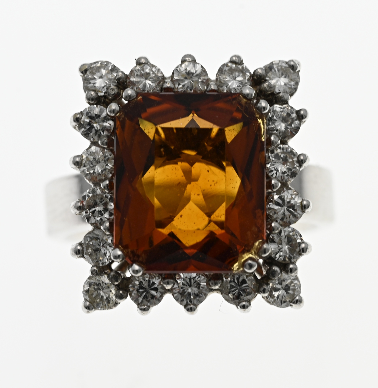 White gold ring with citrine and diamond