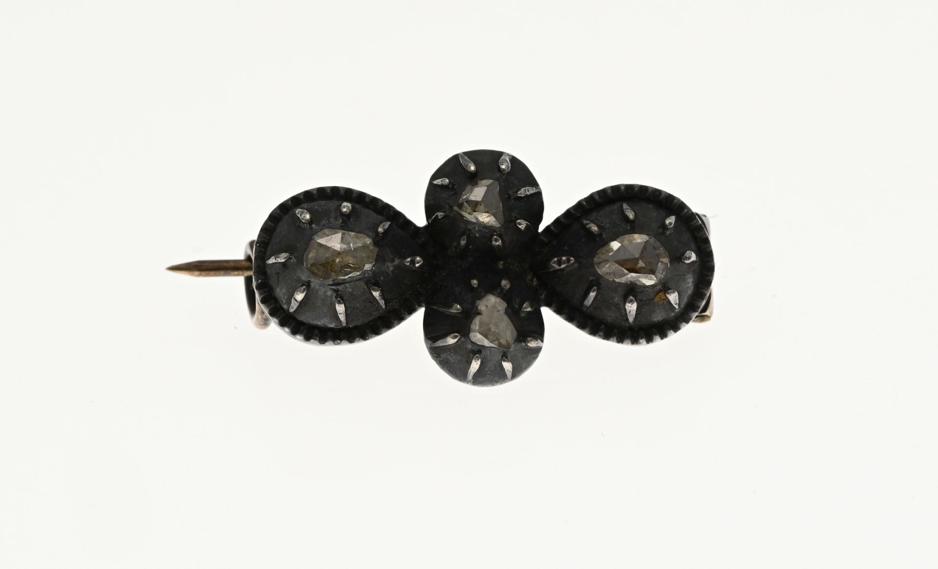 Brooch with gold and silver and old diamonds