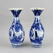 2x Japanese Imari collar vase, H 32 cm.