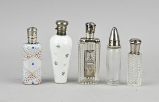 Lot of antique perfume bottles (5x)