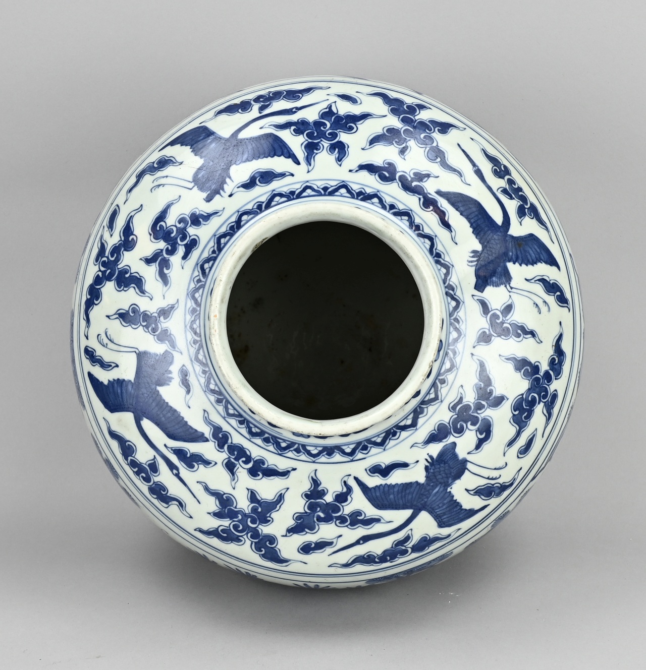 Chinese vase, Ã˜ 26.7 cm. - Image 3 of 4