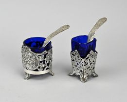 2 Silver holders with blue glass and 2 spoons