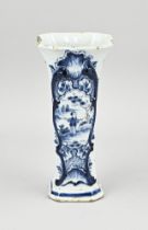 Delft vase, H 24.5 cm.